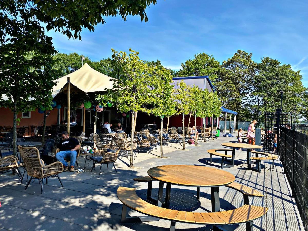 Ferienhaus Luxchalet #Vaju Lathum# Am See, Strand, Pool, Nationalpark Exterior foto